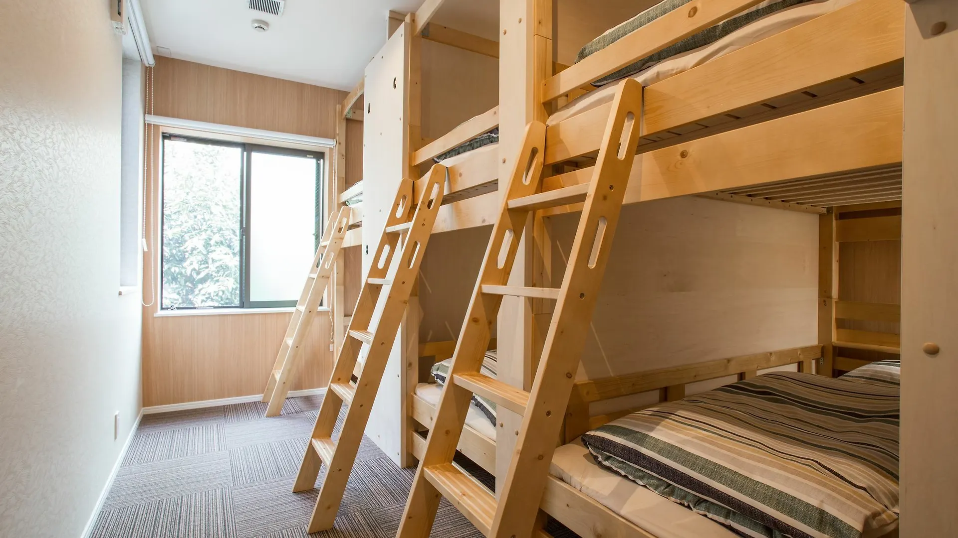 Mulan Hostel Киото 0*,